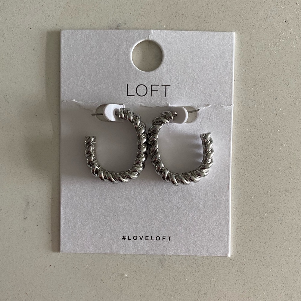 Silver twist hoop earrings